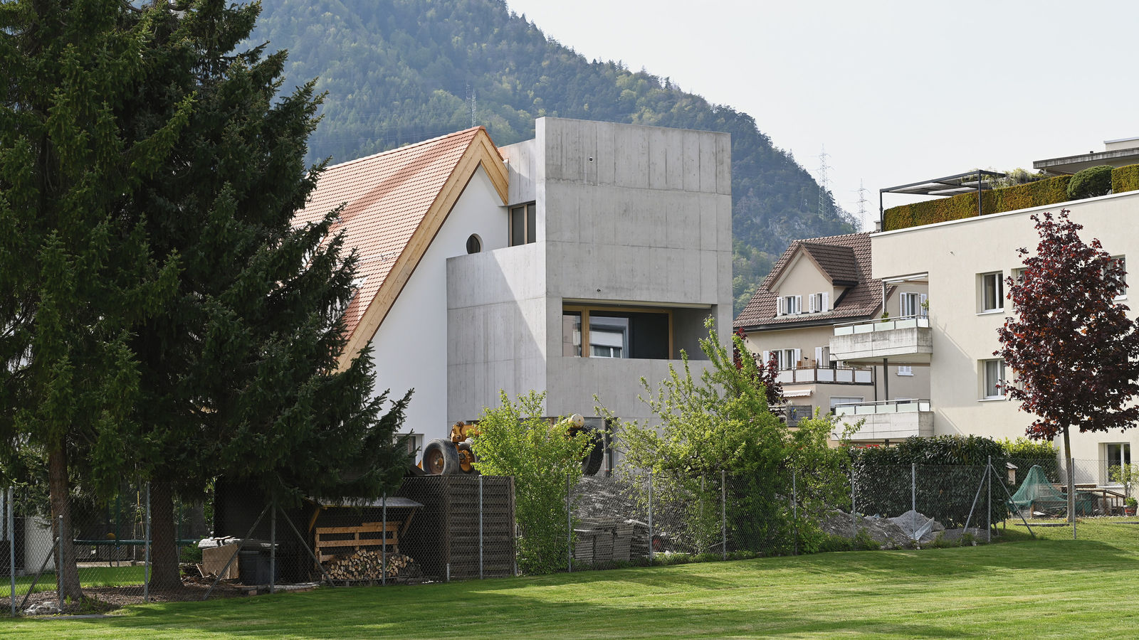 Aufgestockt und angedockt